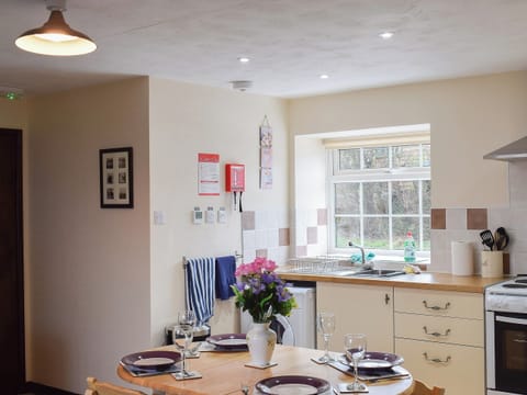 Bright and airy open plan living area | Sycamore Cottage, Borrowby, near Staithes