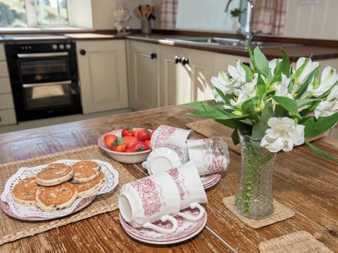 Kitchen/diner | Cefn Bach, Nr. Betws-y-Coed