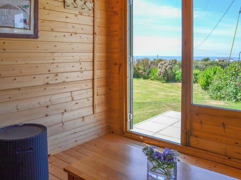 Delightful Summerhouse | Seafield, Church Bay, Anglesey