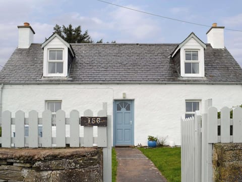 Delightful detached holiday home | Bydand Cottage, Melness, near Tongue