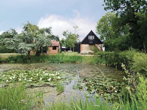 The Stables (left) The Granary (right) | The Granary, Saxtead, nr. Framlingham
