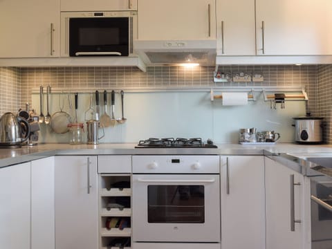 Kitchen | Sardis Cottage, near Kilgetty