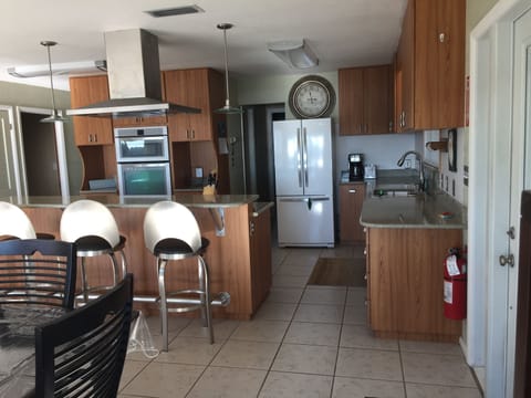 think you could cook in this kitchen?