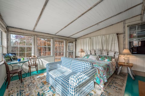 Garden Room
Bedroom #1