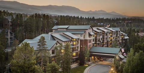 Valdoro Mountain Lodge