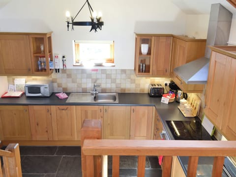 Kitchen area | Saundrys Barn, Port Isaac