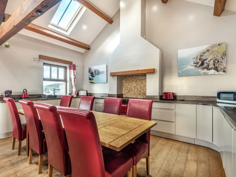 Dining Area | Stack View Cottage - Anglesey Seaviews, Penrhos Feilw, near Trearddur Bay