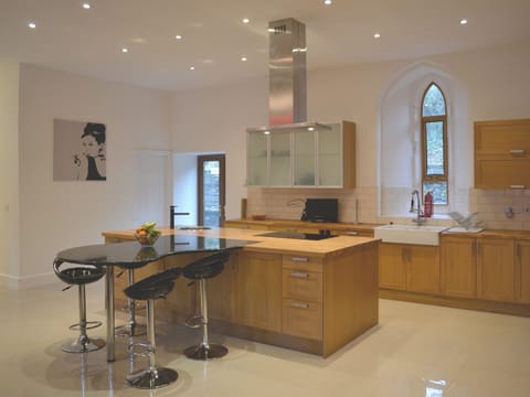 Open plan living/dining room/kitchen | St. Alban&rsquo;s Church, Treherbert, nr. Treorchy