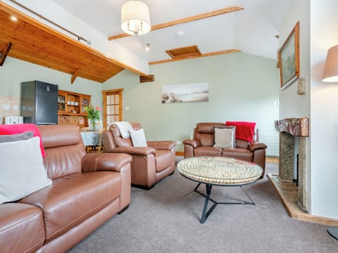 Open plan living space | Bo’suns Rest - Keel Lodges, Staithes, near Whitby