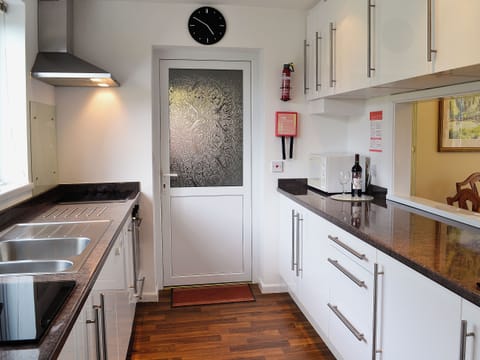 Kitchen | Nantucket House, Misterton, nr. Crewkerne