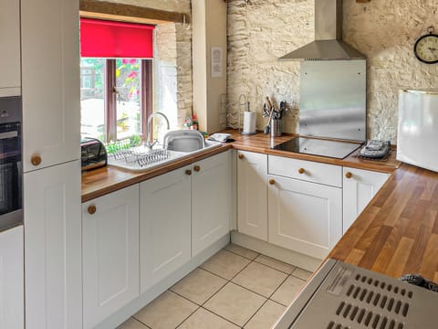 Kitchen | Haybarn, Fowey