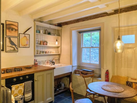 Kitchen | 11 The Plosh, Keswick