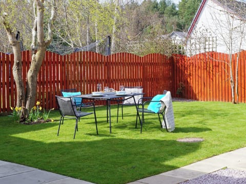 Garden | The Heathers, Boat of Garten near Aviemore