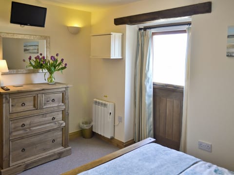Double bedroom | Netherton Farm - Hawthorn, Hartland, nr. Bideford