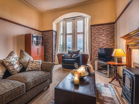 Beautifully decorated and furnished living room | Captain’s Folly, Oban