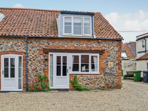 Exterior | Wherry Cottage, Wells-next-the-Sea