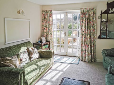 Living room | Violet Cottage, Pitchcombe, near Painswick
