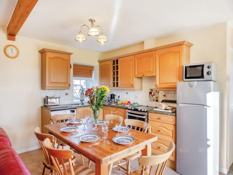 Kitchen/diner | Hafod, Llangian, near Abersoch
