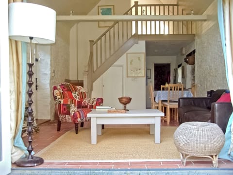 View into the living/dining room from the outside | Ragwood Cottage, Clewer, nr. Cheddar