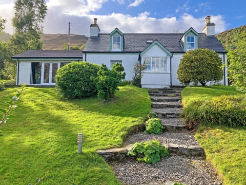 Exterior | Ashburn Cottage, Allt Na Subh, By Dornie