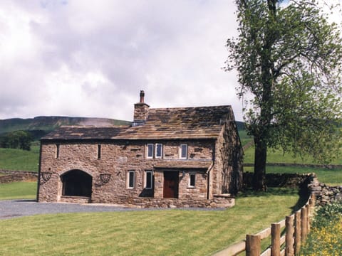 Stunning holiday home | Shepherd’s Cottage, Longshaw near Hawes