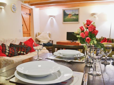 Living room/dining room | Ford Farm - Dilys, Milton, nr. Tenby