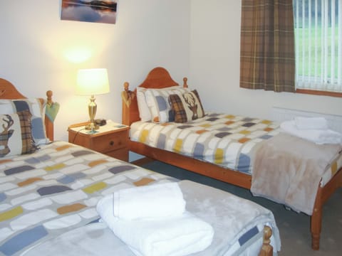 Twin bedroom | The Old Store, Onich, Fort William