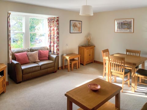 Comfortable sofas | 1 Lonsdale House - Greta Grove Apartments, Keswick