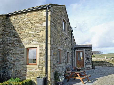 Exterior | Hutter Hill Barn East, Silsden near Skipton