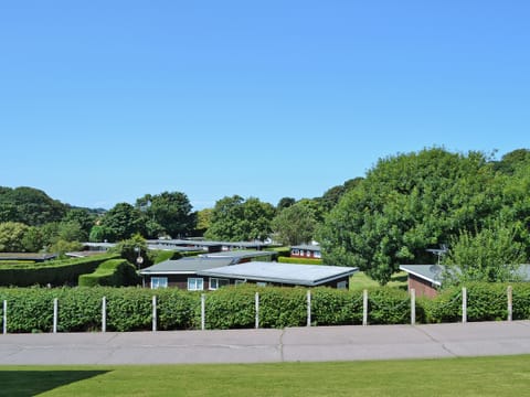 Surrounding area | Blue Skies - Low and High Tide, Cromer