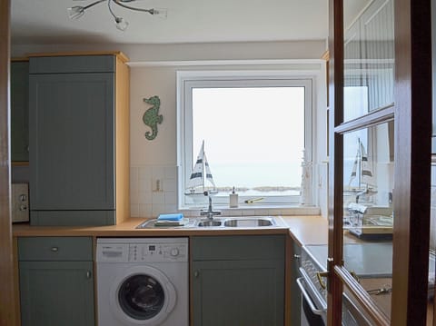Kitchen | Making Waves, Cellardyke near Anstruther