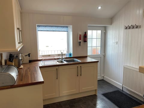 Kitchen | Dolphin Cottage, Nairn