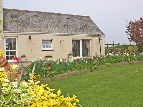 Carthouse Cottage, Cosheston near Pembroke