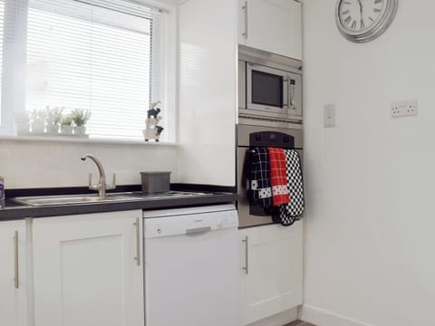 Well appointed kitchen | Brandelhow, Keswick