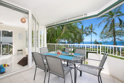 3BR Waterfront "The Beach House" - Wifi