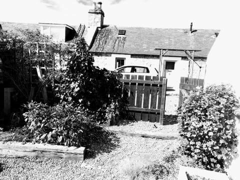 6 Seatown from the garden