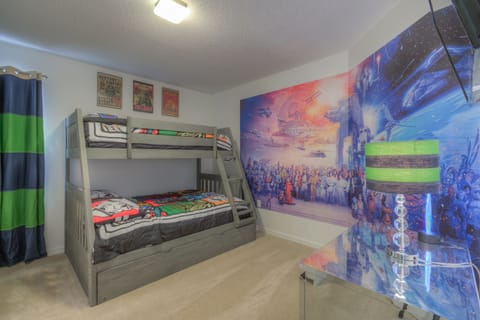 Star Wars room with twin over full bunkbed