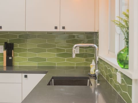 We used many local products, like these Pratt &amp; Larson tiles- handmade in PDX.