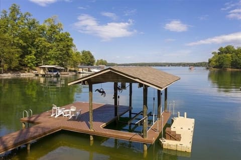 Dock