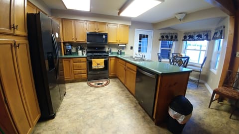 Kitchen with newer appliances