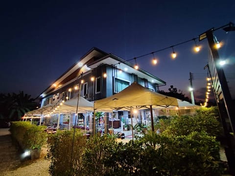 Front of property - evening/night