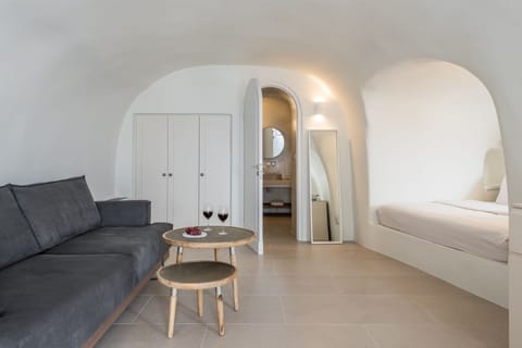 Junior Suite, Hot Tub (Sunset View) | Premium bedding, down comforters, pillowtop beds, minibar