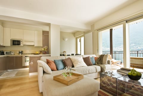 Luxury Lake Como living!