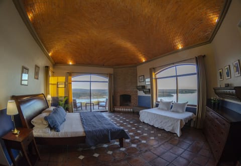 Deluxe Suite, Bathtub, Lake View | Pillowtop beds, in-room safe, iron/ironing board (on request)