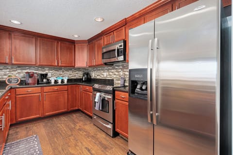 Fully Stocked Kitchen
