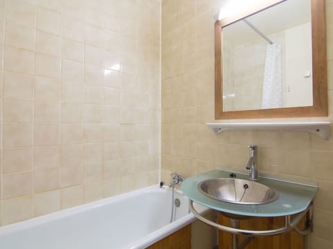 Bathroom, Property, Tile, Room, Tap, Wall, Bathroom Sink, Sink, Floor, Interior Design
