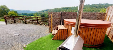 Cottage, Ensuite, Mountain View (Two Bedroom) | Outdoor spa tub
