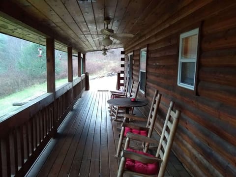 Porch - perfect for a cup of coffee