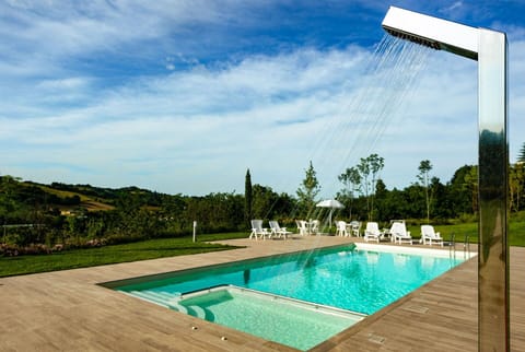 Swimming Pool, Property, Leisure, Real Estate, Water, House, Building, Architecture, Estate, Grass
