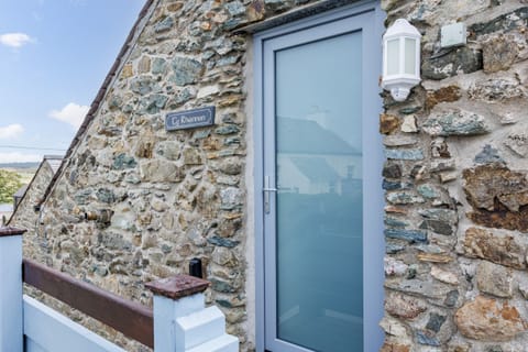 Ty Rhiannon - Front Door